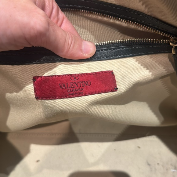 Valentino - Picture 8 of 9